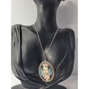 Vintage Artist Portrait Cameo Necklace Silver Tone Boho Art Pendant Jewelry